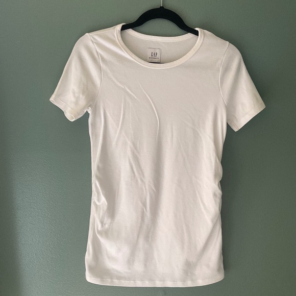 GAP Tops - PERFECT white maternity tshirt / Gap / Small